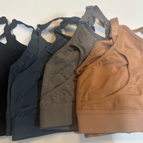 MomCozy Pumping and Nursing Bras in Assorted Colors - Picture 3 of 9